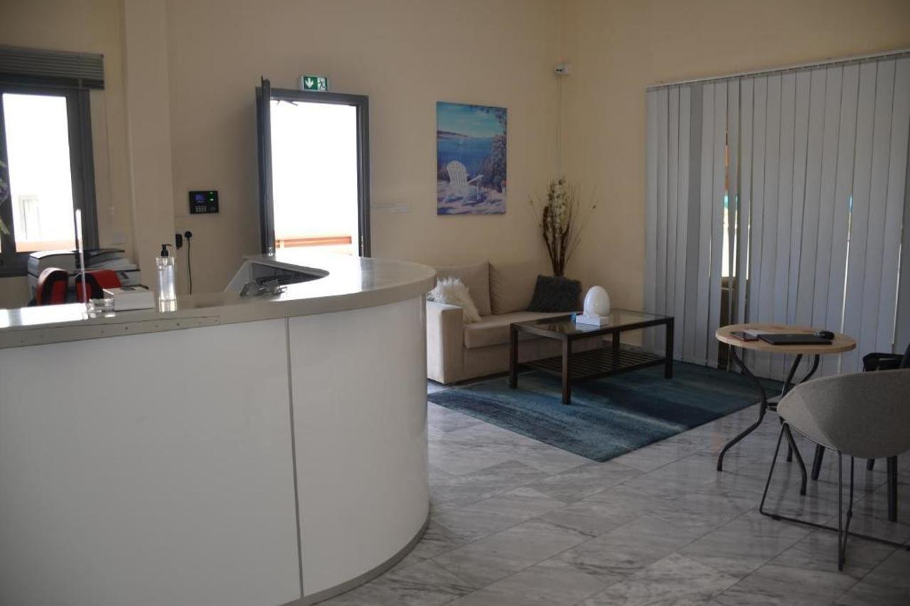 Latchi Escape Hotel And Suites Polis 外观 照片